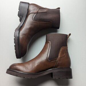 New 27 Edit Chelsea Boots